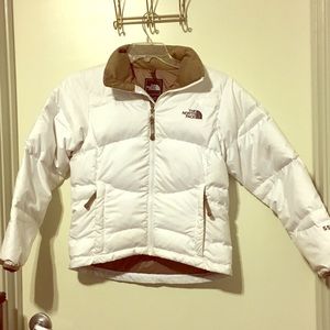 Women’s The North Face 550 puffer jacket